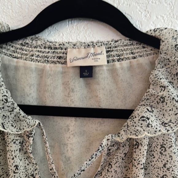 Universal Thread Gray and White Ruffled Tie Front Blouse - Picture 2 of 5